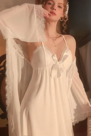 Mohra - 241 White Robe Set