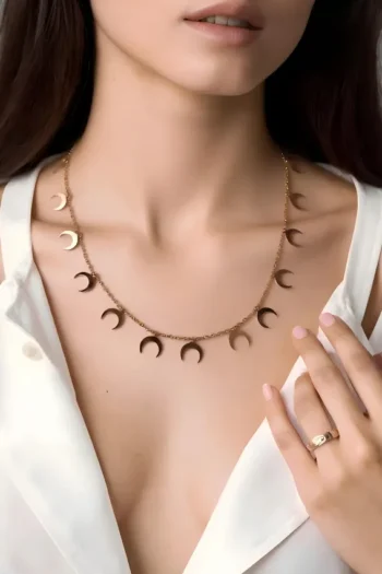 Crescent Moon Choker/Necklace